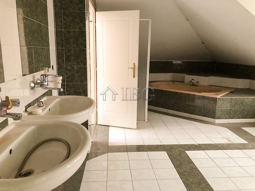 For sale 270 sq.m. maisonette in the Top center of Ruse city — photo 10 of 12