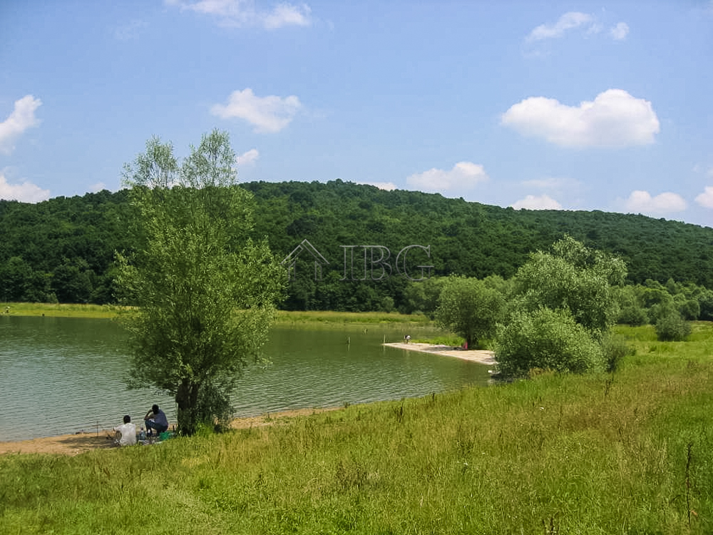 Unique Property with great potencial for Buisness near Targovishte — photo 4 of 12