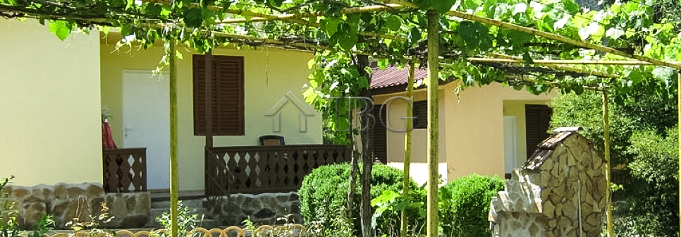 Unique Property with great potencial for Buisness near Targovishte — photo 11 of 12
