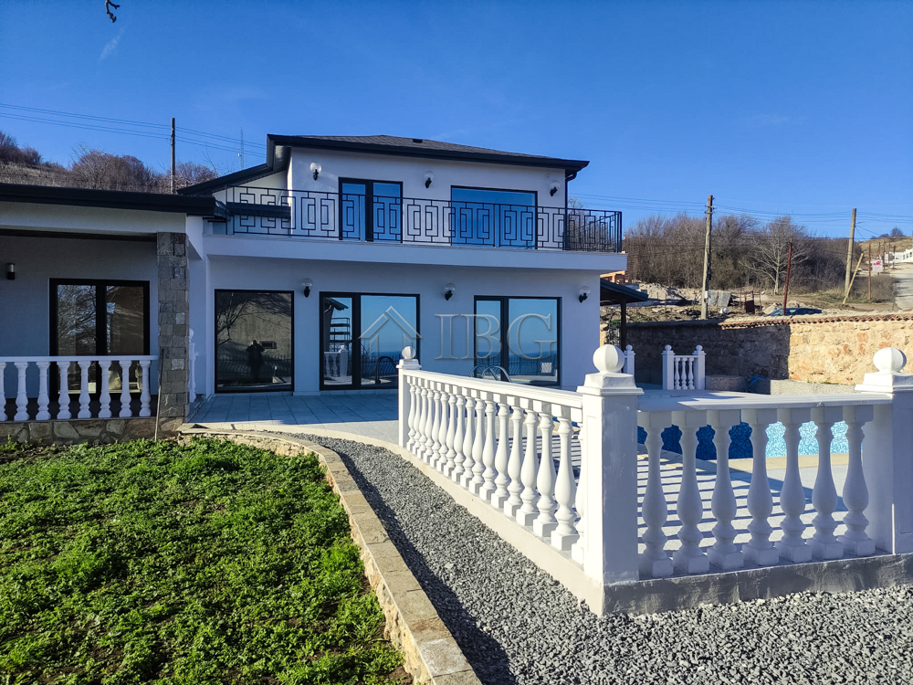 Brand New 3-bed, 3-bath house with Sea view and pool in Balchik — photo 2