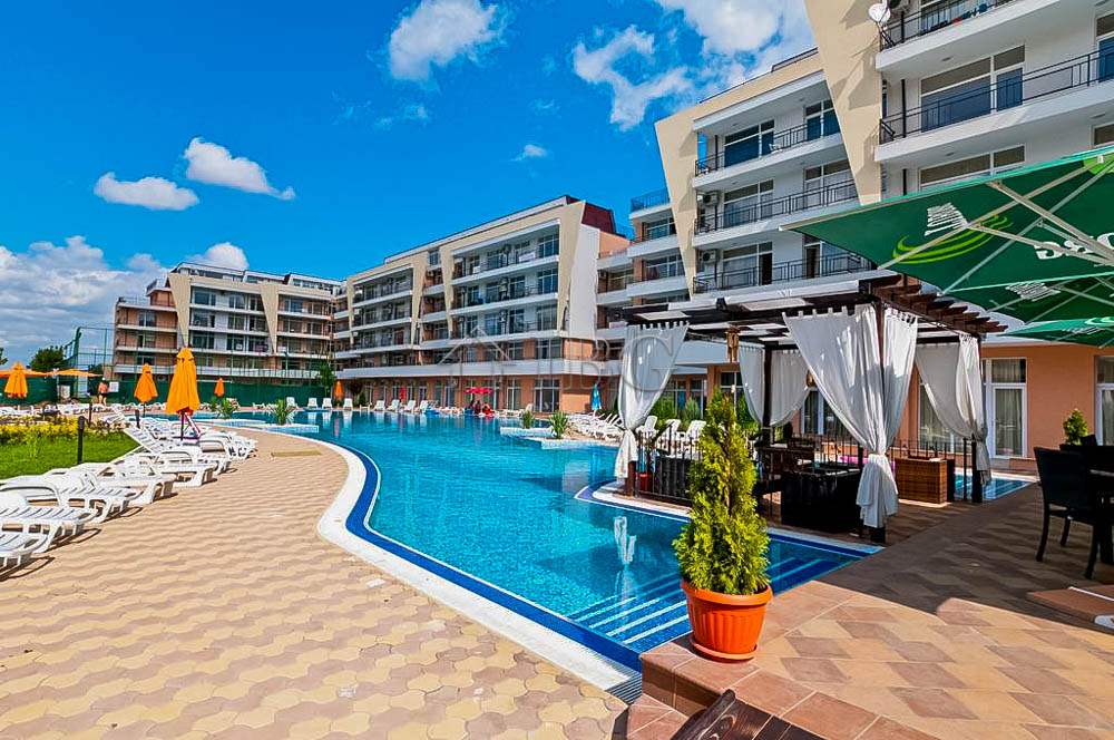 Spacious 1-Bedroom Apartment with Pool View Grand Kamelia, Sunny Beach — photo 18 of 19