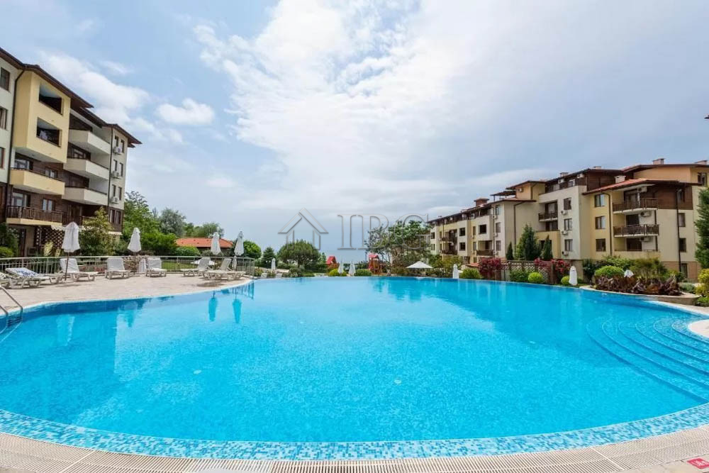 Stunning 2-Bedroom Apartment with Garden & Sea View Garden of Eden, Sveti Vlas — photo 11 of 25