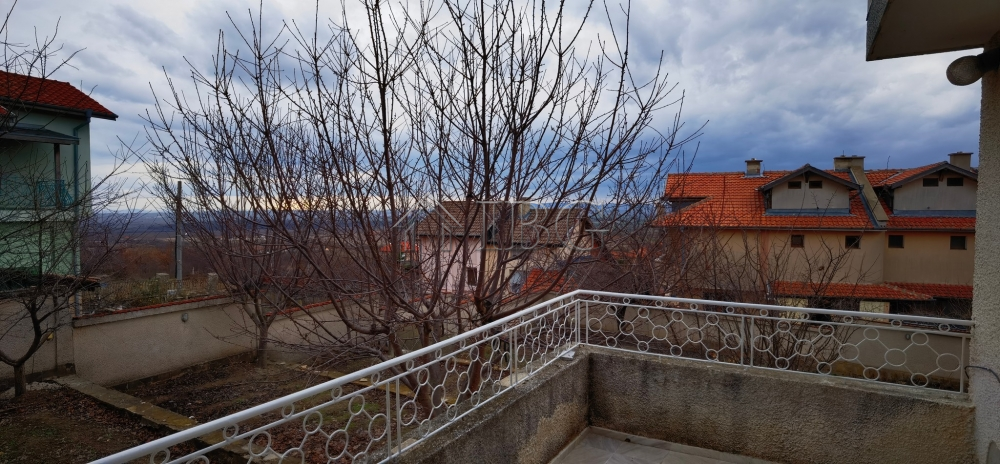 House with 3 bedrooms, BBQ and 600 m2 yard in Kosharitsa, 6 km to the beach — photo 12 of 25