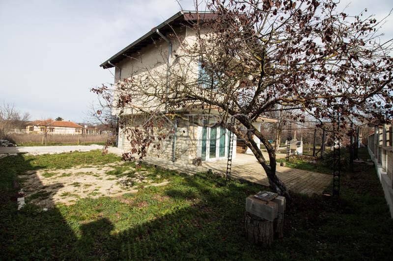 2-bed house with parking lot only 10 kilometers to the sea — photo 4 of 25