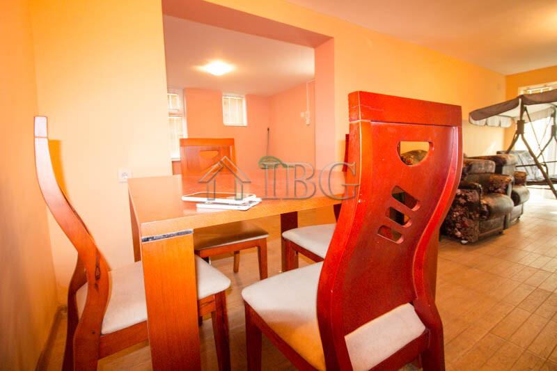 2-bed house with parking lot only 10 kilometers to the sea — photo 12 of 25