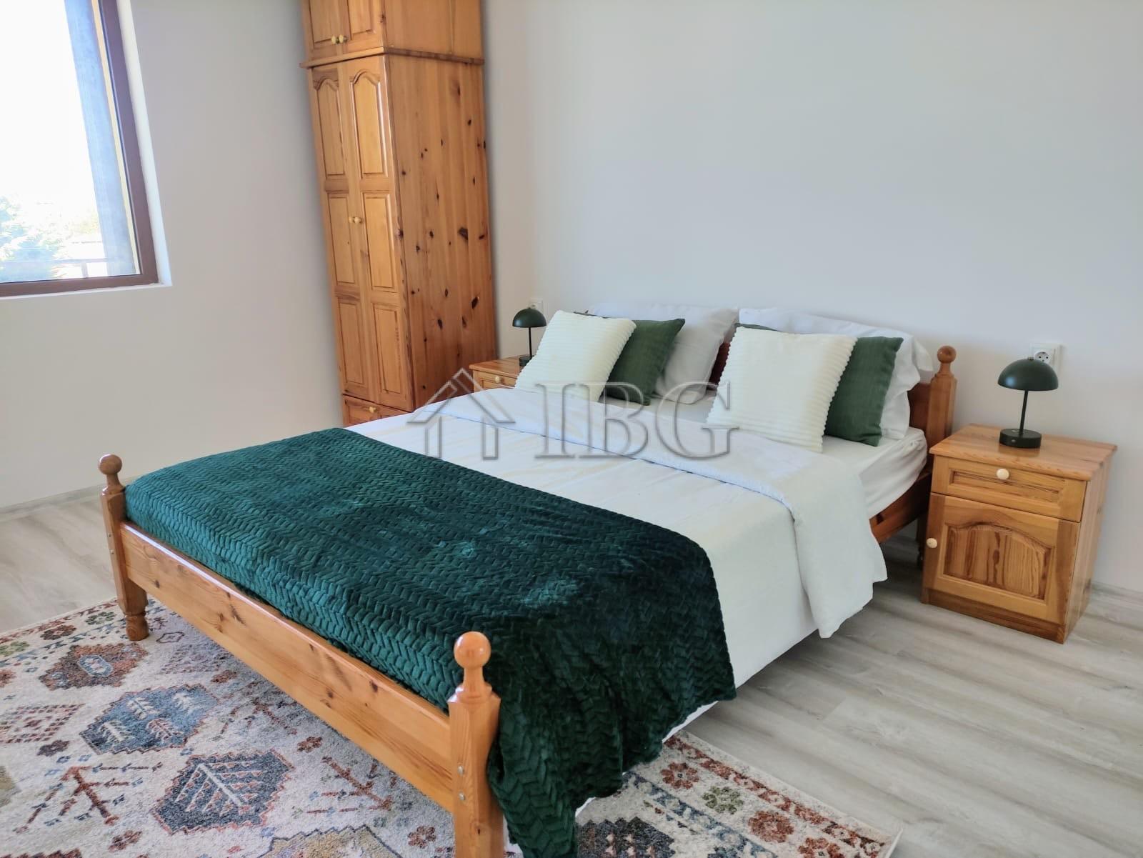 Renovated 3-Bedroom Semi-detached house close to the beach — photo 9 of 18