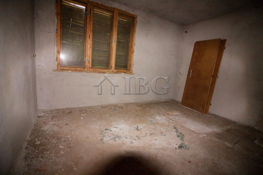 3 bed new built house with garage 10 minutes driving from Byala — photo 14 of 25