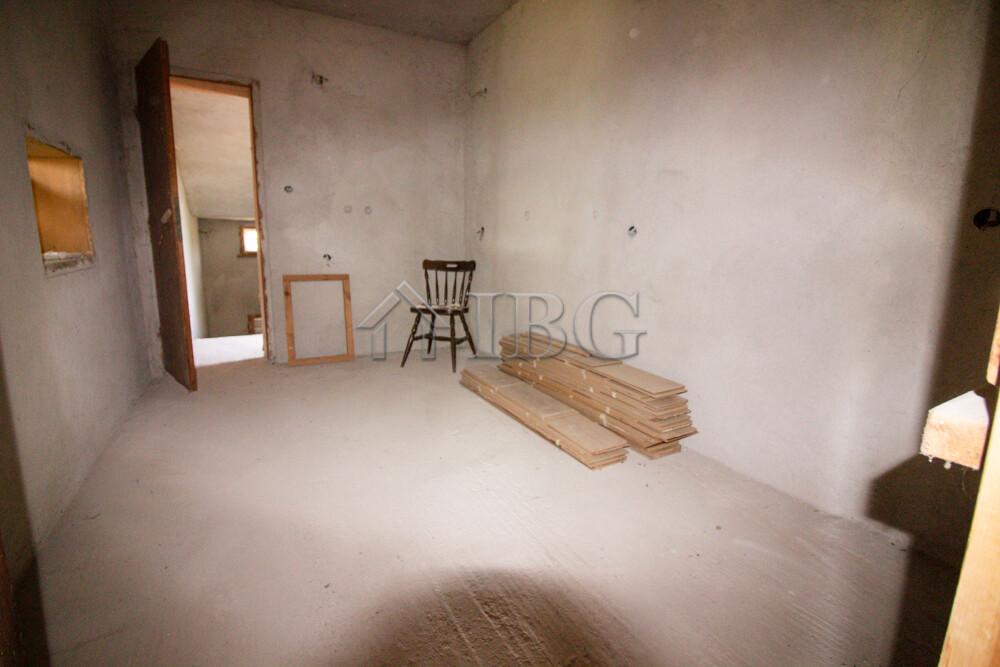 3 bed new built house with garage 10 minutes driving from Byala — photo 19 of 25