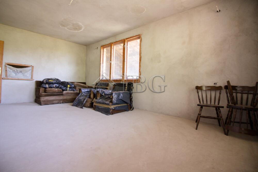 3 bed new built house with garage 10 minutes driving from Byala — photo 21 of 25