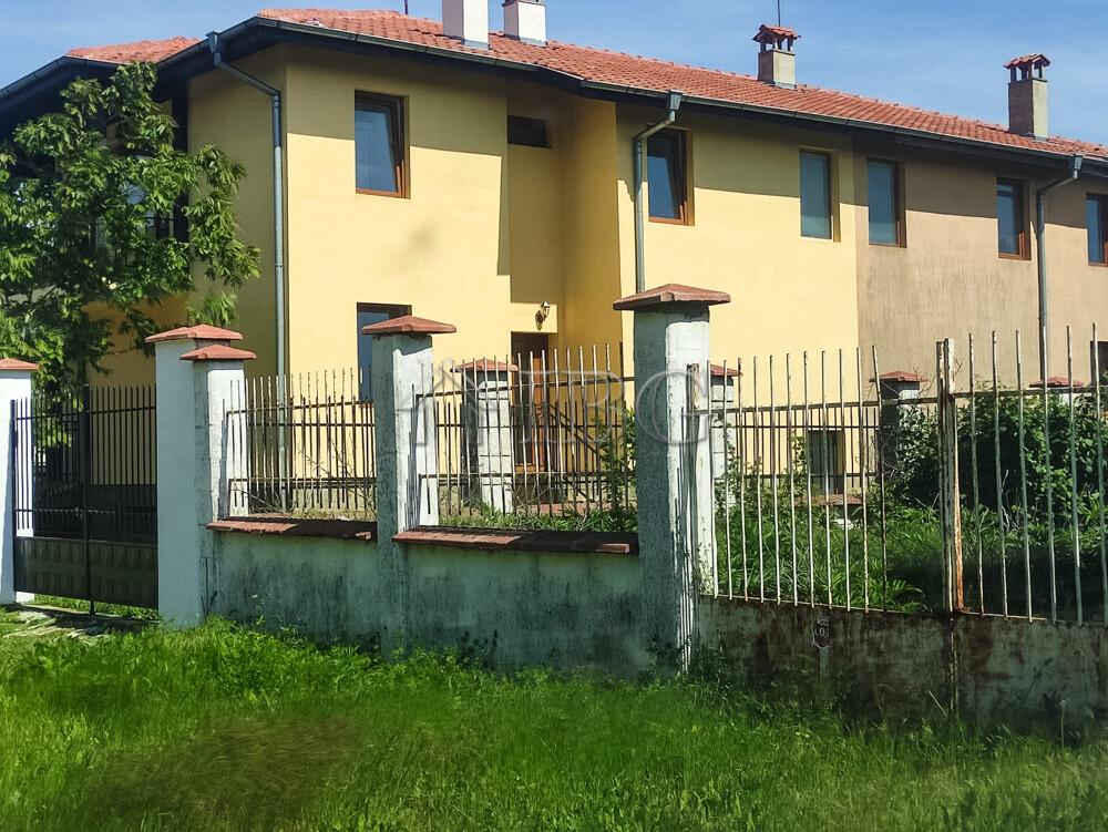 Renovated 3-Bedroom Semi-detached house close to the beach — photo 3