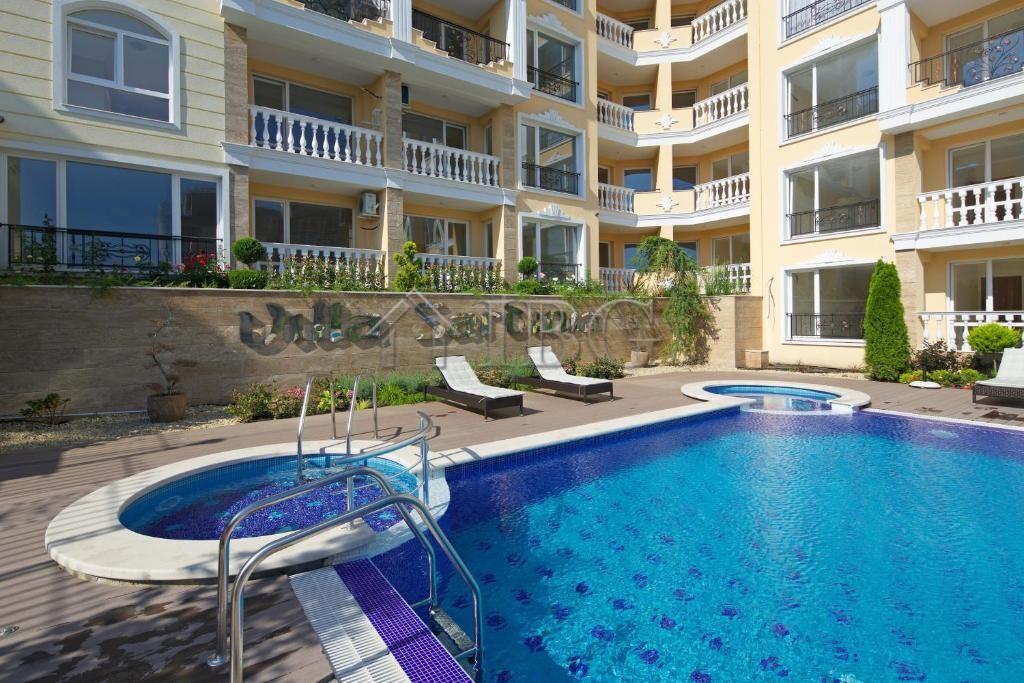 Luxury apartments in Villa Sardinia, Sveti Vlas — photo 6
