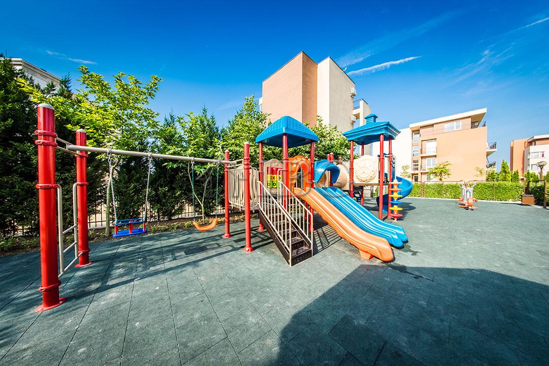 Furnished Studio in Holiday Fort Club, Sunny Beach — photo 17 of 19