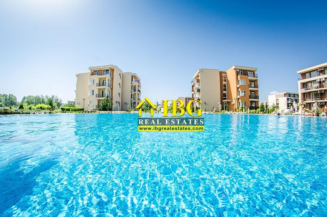 Compact 2-Bedroom Apartment - Great Rental Potential Holiday Fort Club, Sunny Beach — photo 22 of 25