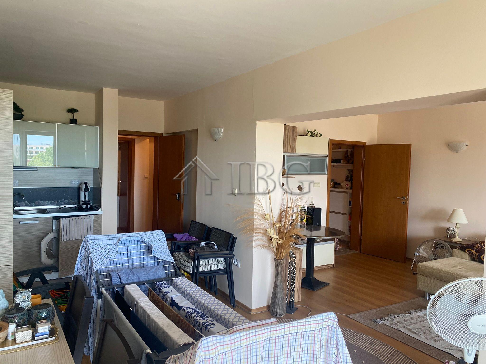 Big apartment for sale in Chateau Del Mar, Sunny Beach — photo 10 of 25