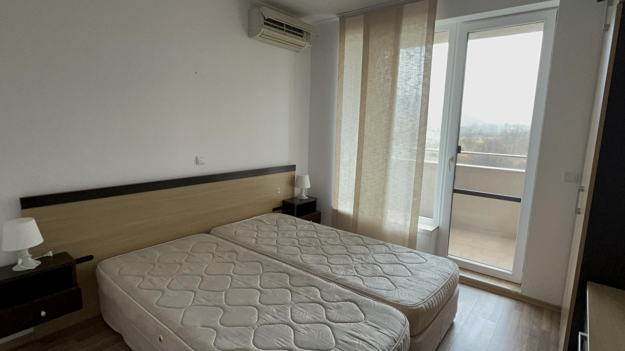 Spacious 3-Bedroom Apartment with Stunning Sea View in Obzor Beach Resort — photo 9 of 25