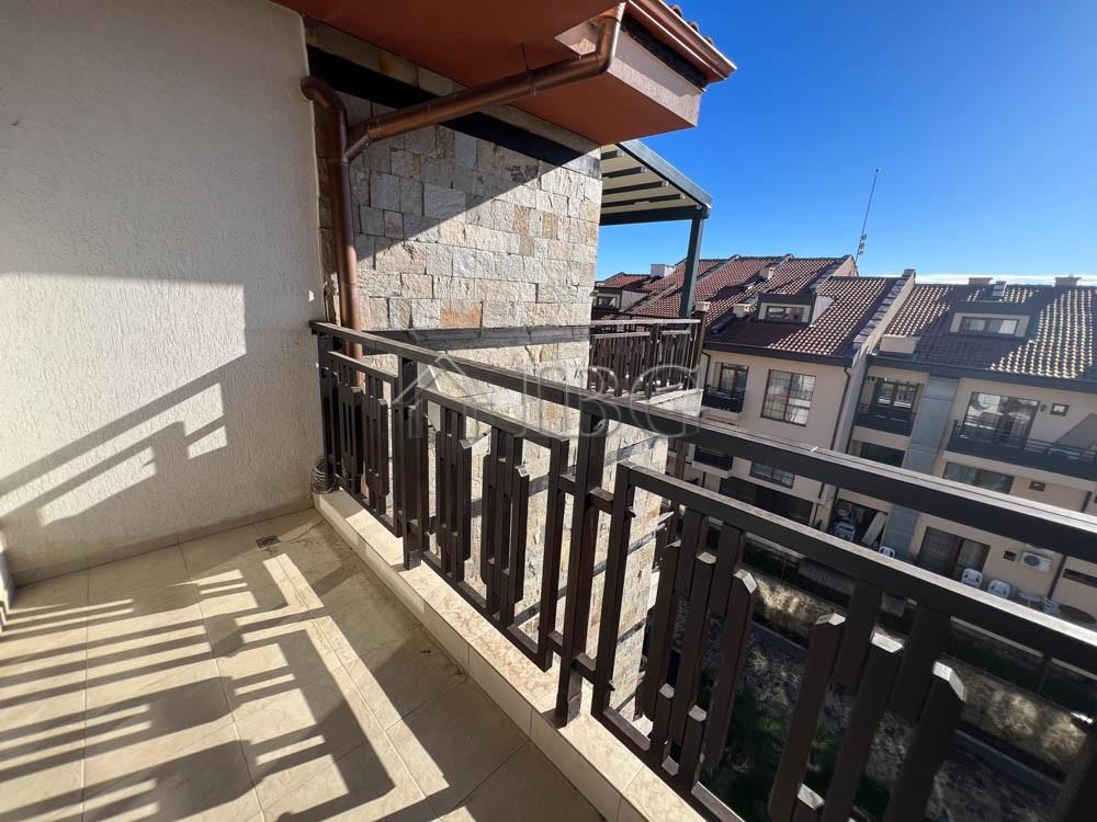 Apartment with pool and sea view in Panorama Bay 2, Sveti Vlas, 200 m from the sea — photo 7 of 23