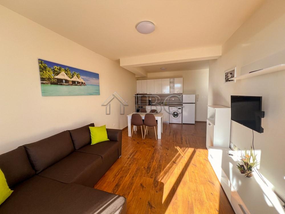 Apartment with pool and sea view in Panorama Bay 2, Sveti Vlas, 200 m from the sea — photo 17 of 23