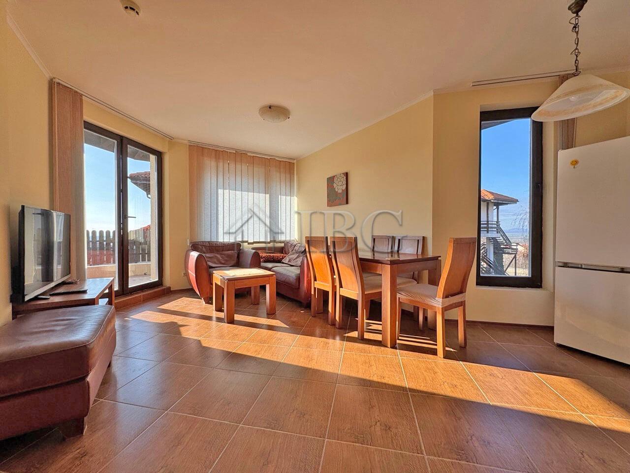 2-Bedroom, 2-Bathroom Apartment Bay View Villas, Kosharitsa — photo 8 of 25