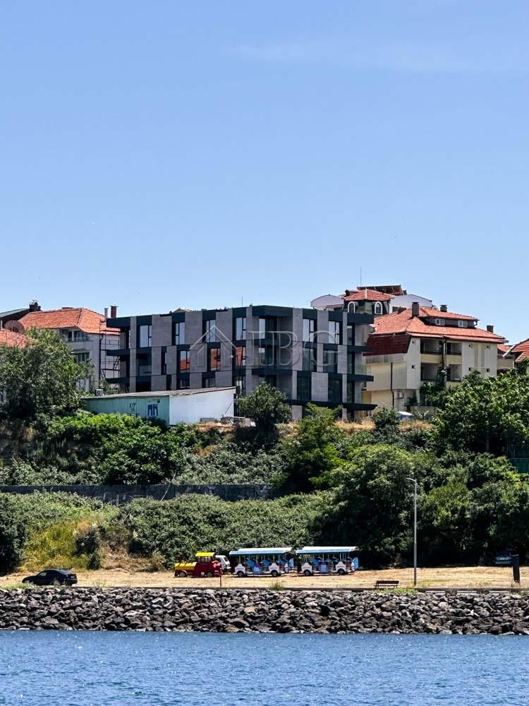 Luxury Beachfront Apartments and Garages for Sale in Nessebar Seascape Building — photo 16 of 17