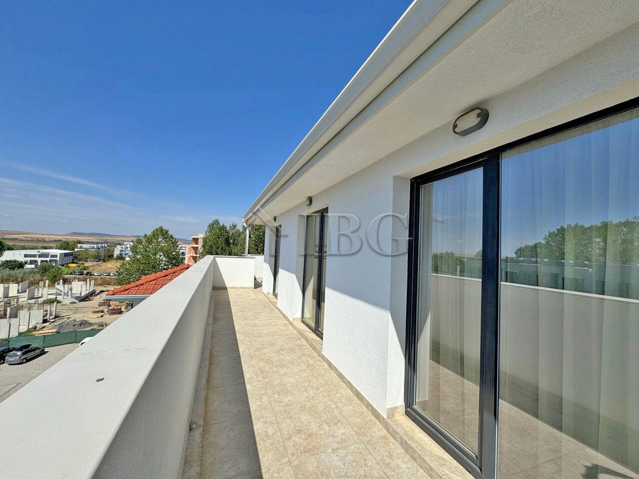 Emilia Romana Park Luxury Penthouse for Sale in Sunny Beach — photo 8 of 25