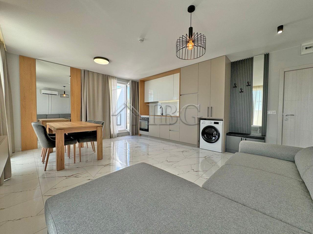 Emilia Romana Park Luxury Penthouse for Sale in Sunny Beach — photo 13 of 25