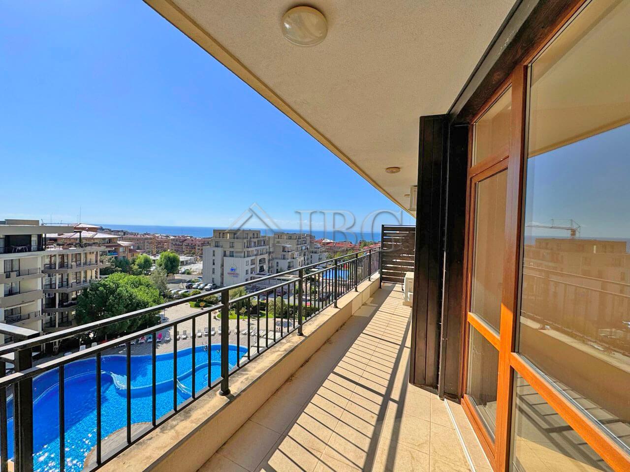 2-Room Apartment with Sea and Pool View in Luxor Complex, Sveti Vlas — photo 3
