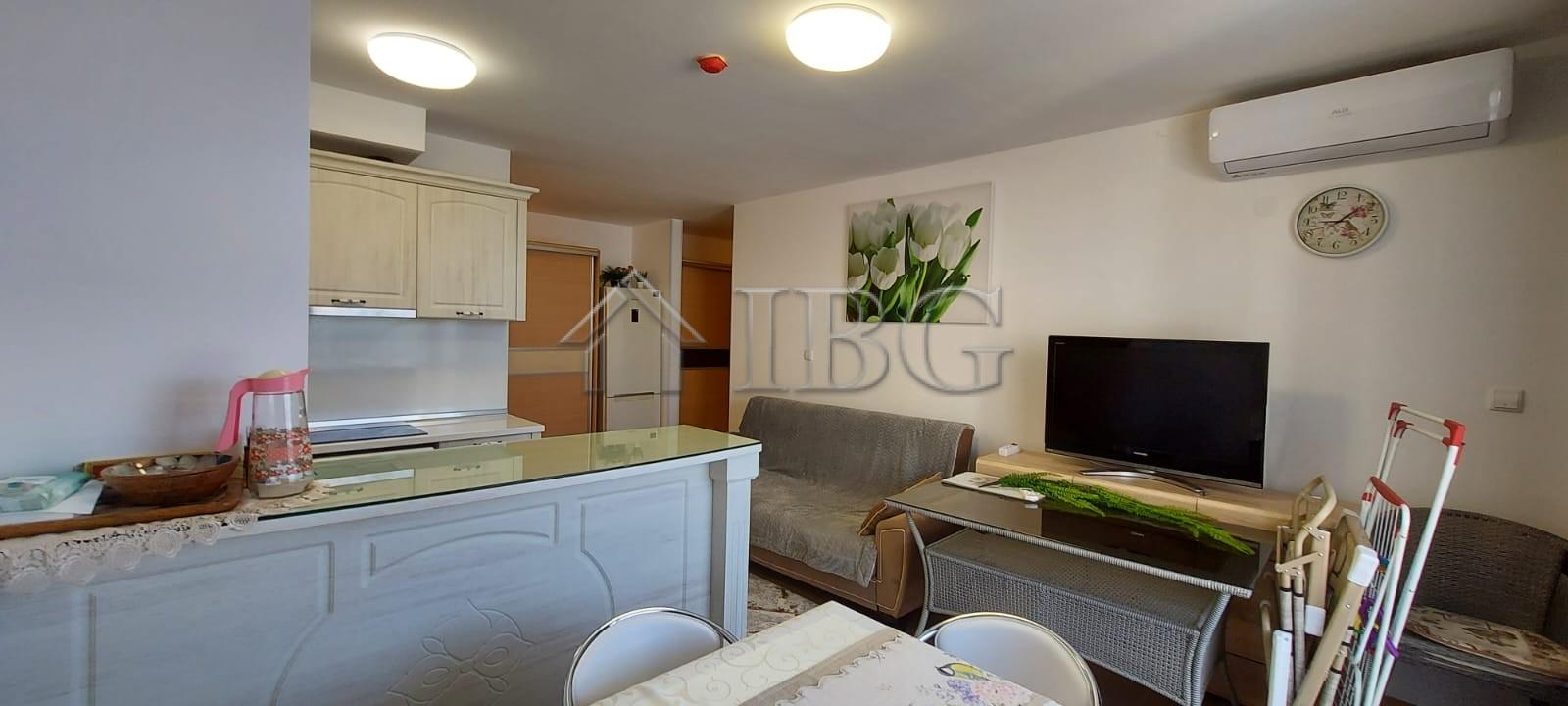For sale: 2-bedroom apartment in Robinson Beach Elenite complex — photo 8 of 18
