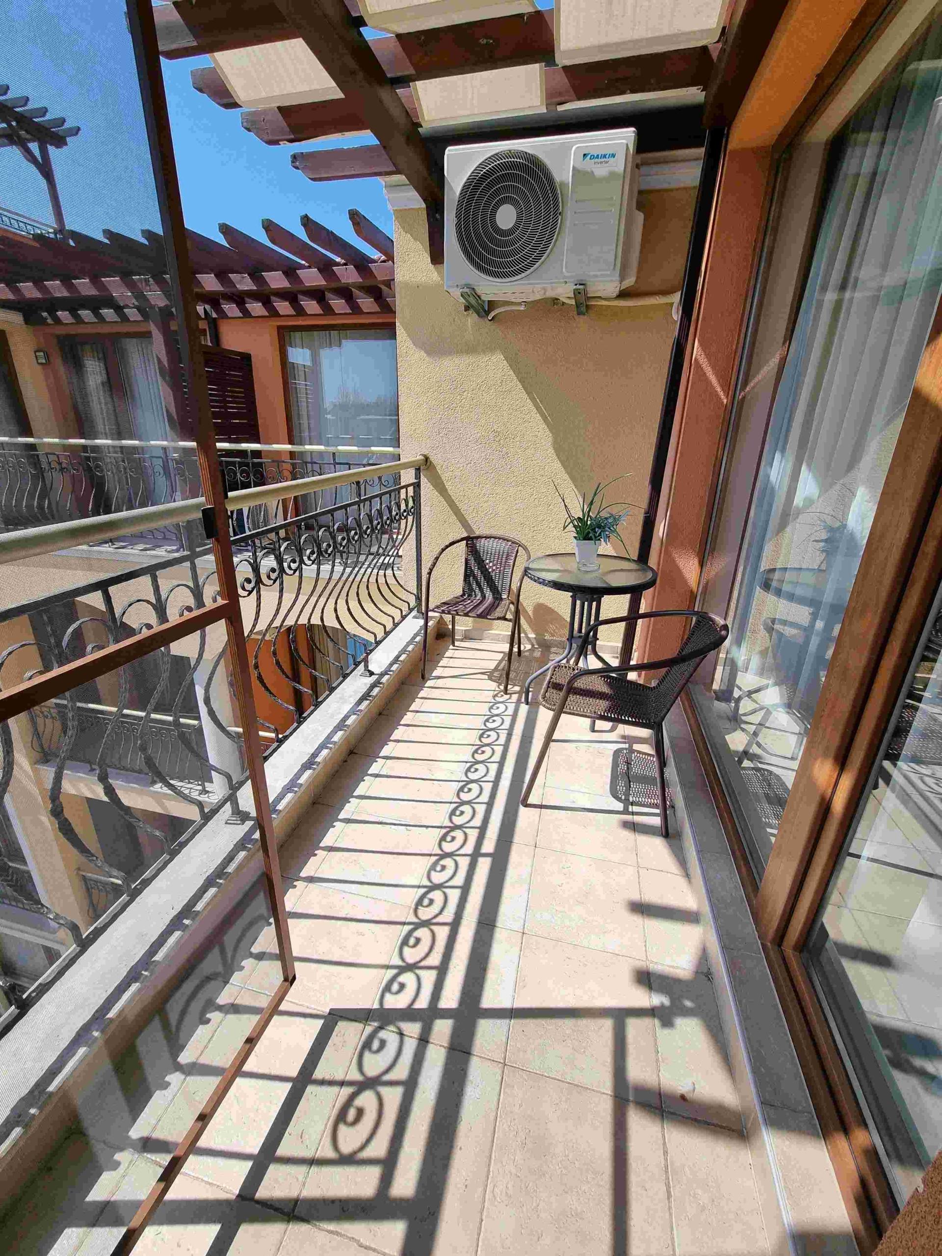 1-Bedroom Apartment with Pool View Harmony Suites 2, Sunny Beach — photo 6 of 25