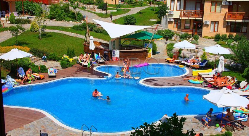Stunning 2-Bedroom Apartment with Garden & Sea View Garden of Eden, Sveti Vlas — photo 21 of 25