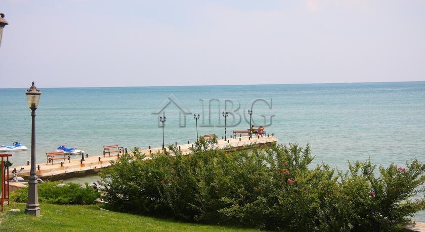 Stunning 2-Bedroom Apartment with Garden & Sea View Garden of Eden, Sveti Vlas — photo 19 of 25