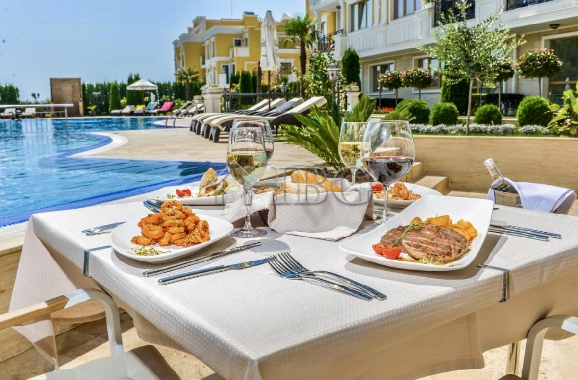 Spacious Studio for Sale in the Luxury Complex Villa Florence, Sveti Vlas — photo 13 of 15