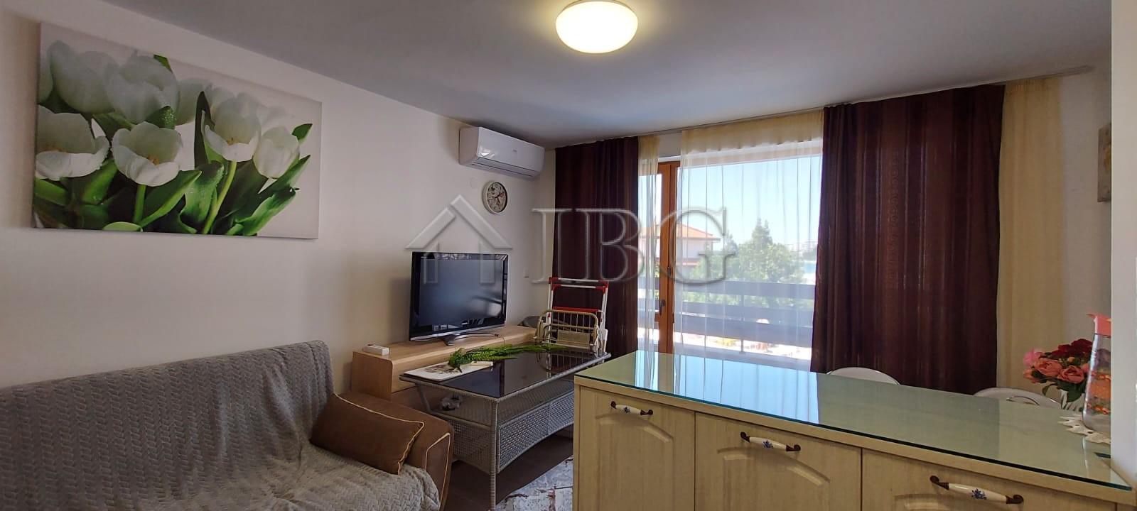 For sale: 2-bedroom apartment in Robinson Beach Elenite complex — photo 13 of 18