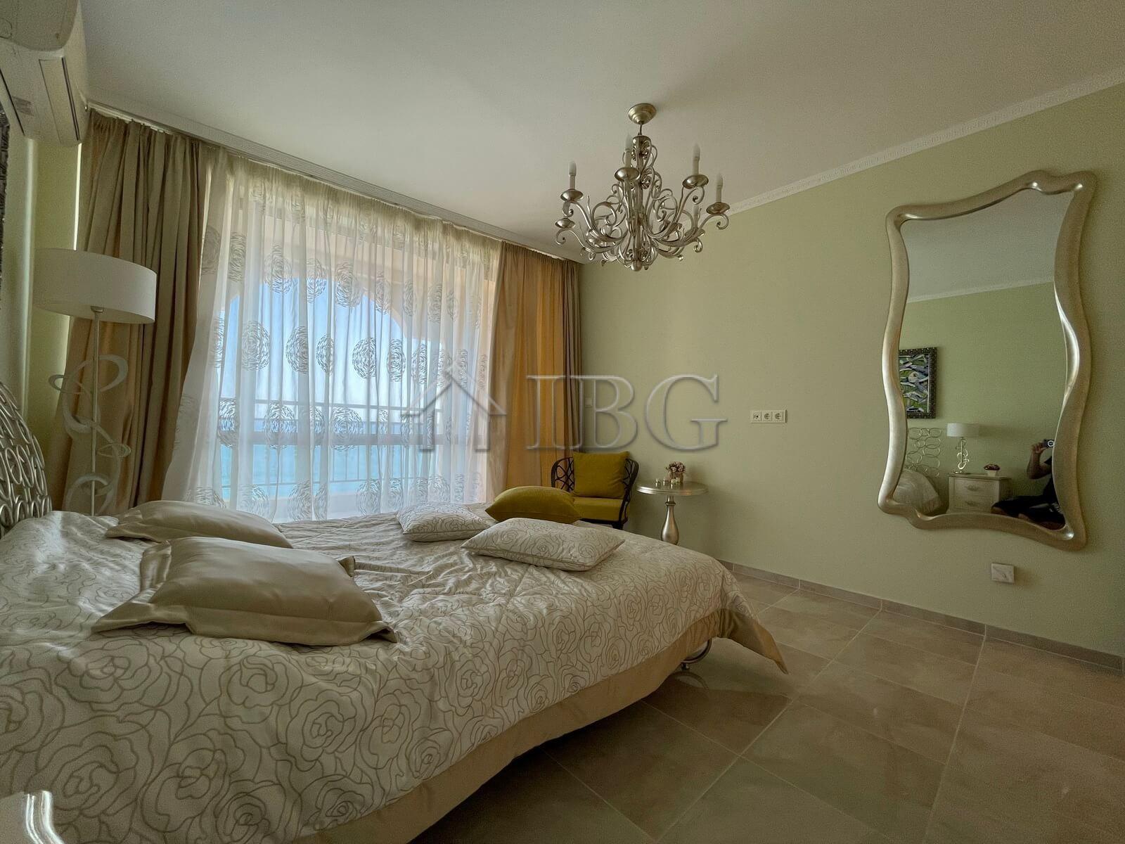 Seaside Luxury Living - Stunning Apartment for Sale in Grand Hotel Sveti Vlas — photo 14 of 25