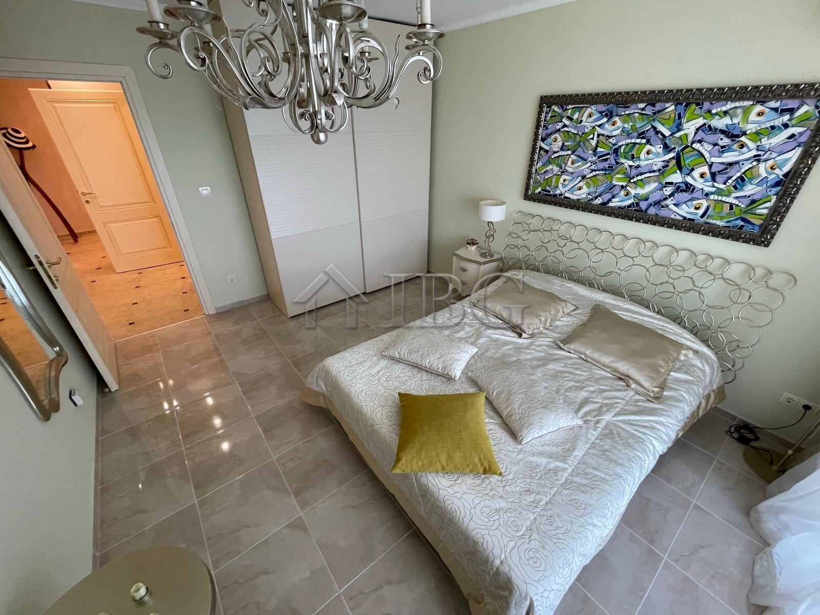 Seaside Luxury Living - Stunning Apartment for Sale in Grand Hotel Sveti Vlas — photo 16 of 25