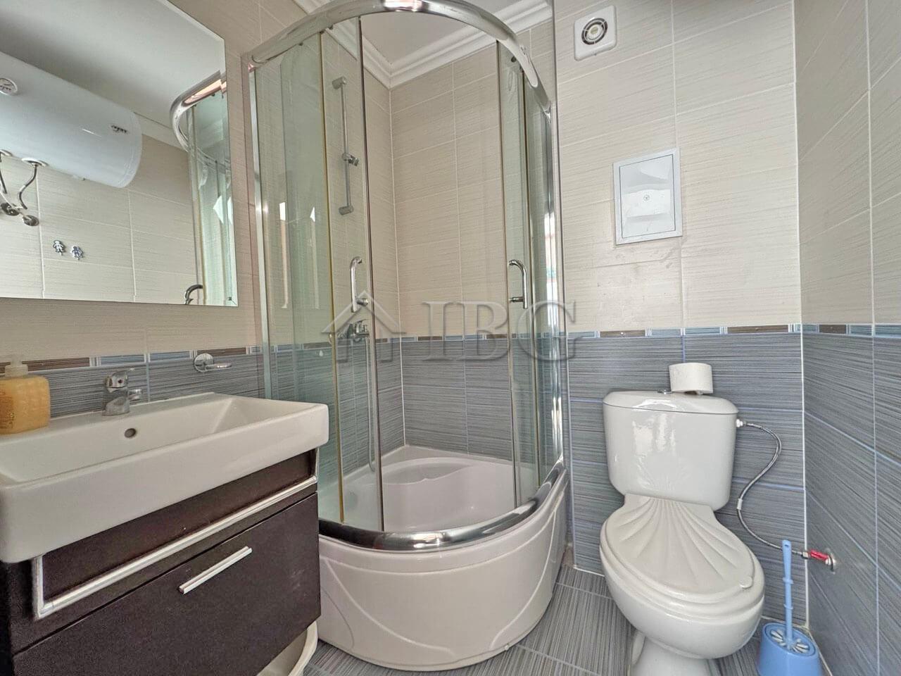 Two-Bedroom Apartment with Sea View in the Complex “Lazur 5”, Sveti Vlas — photo 6