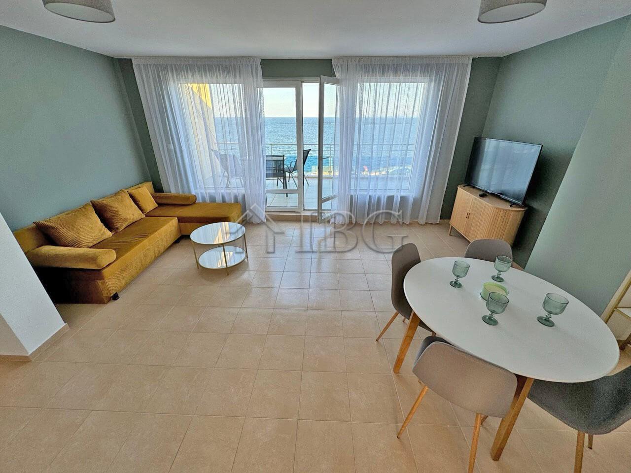 Two-Bedroom Apartment in the Complex “Oasis” - First Line, Ravda — photo 14 of 20