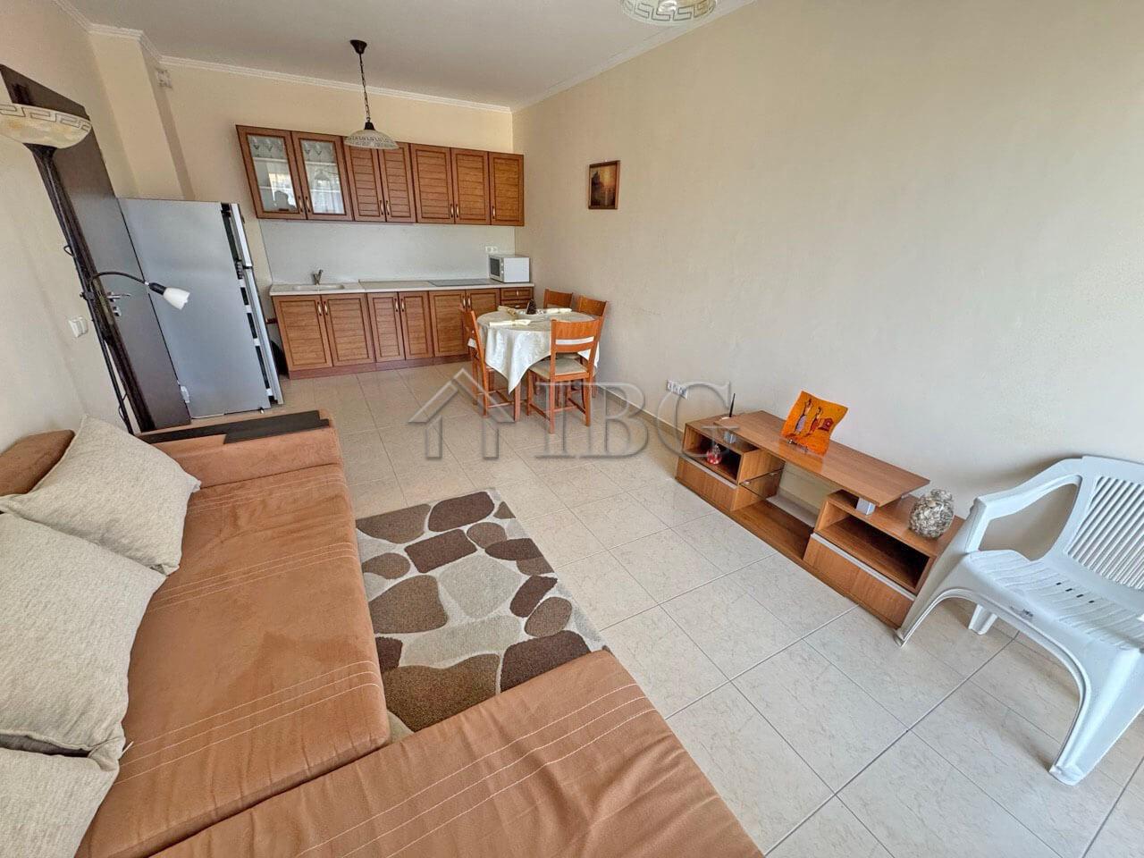 Cozy Apartment in the Complex “Vip Image”, Sunny Beach — photo 6