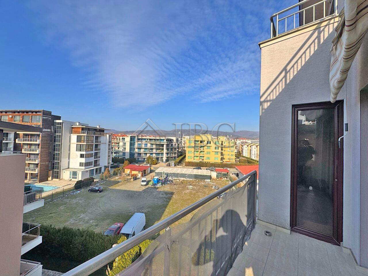 Cozy Apartment in the Complex “Vip Image”, Sunny Beach — photo 8 of 13