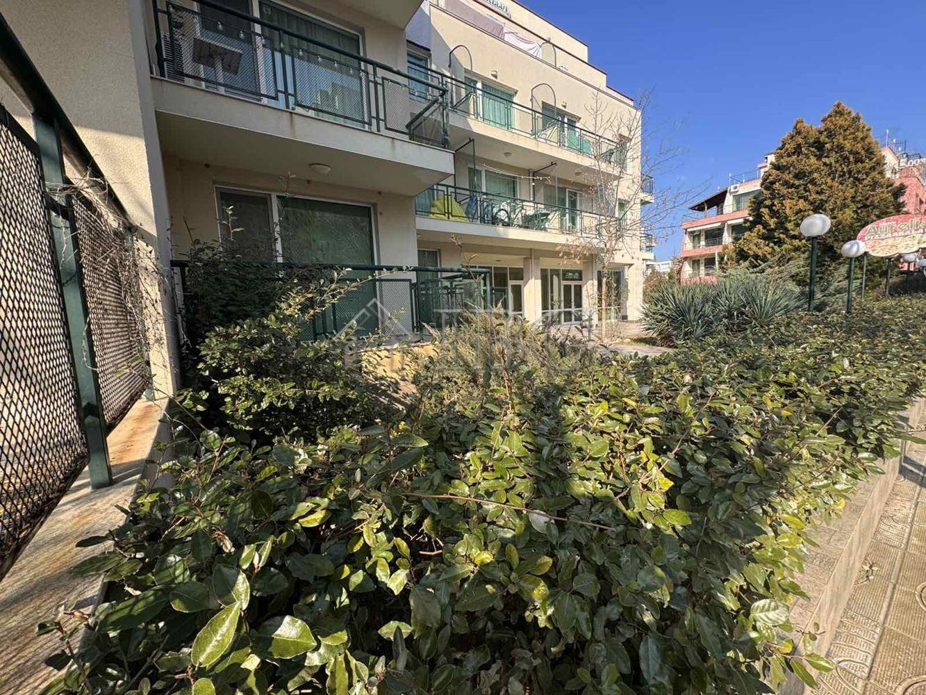 One-bedroom apartment in the Aurelia complex,Sunny Beach — photo 12 of 14