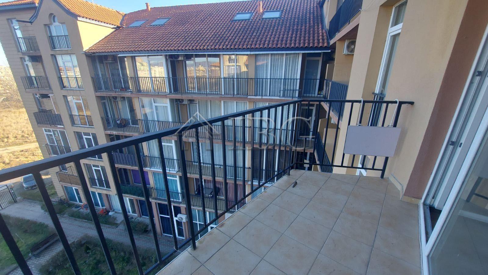 Spacious Studio in the complex Sunny view south, Sunny beach — photo 9 of 11