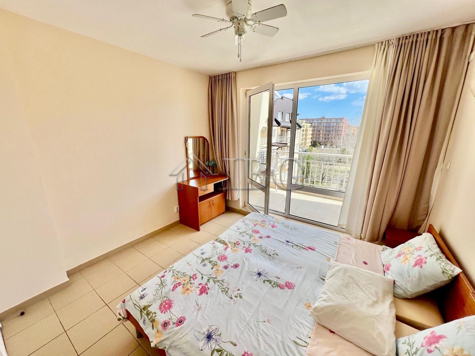 Two-Bedroom Apartment in Sea Dreams Complex, Sunny Beach — photo 8 of 17