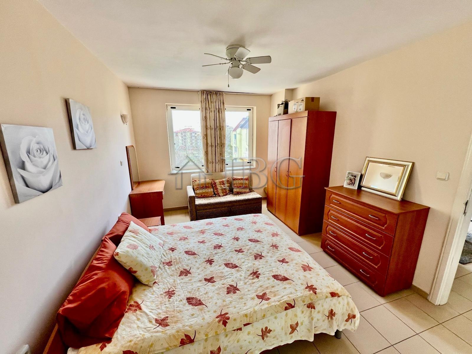 Two-Bedroom Apartment in Sea Dreams Complex, Sunny Beach — photo 7 of 17