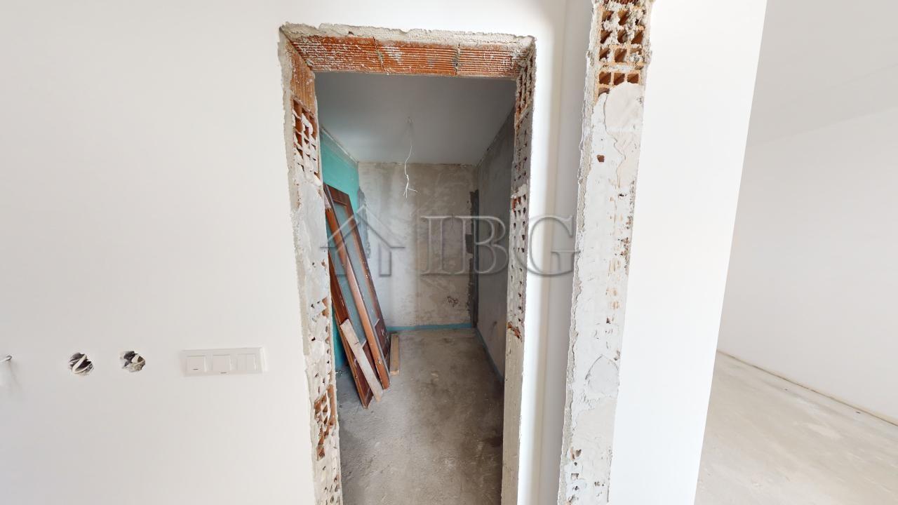 Amazing apartment with sea view in Villa Metara, Ravda — photo 15 of 25
