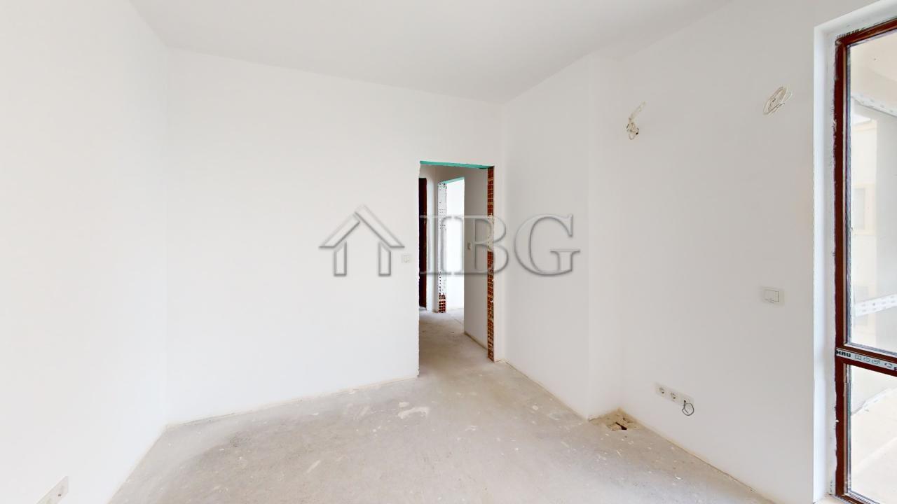 Amazing apartment with sea view in Villa Metara, Ravda — photo 23 of 24