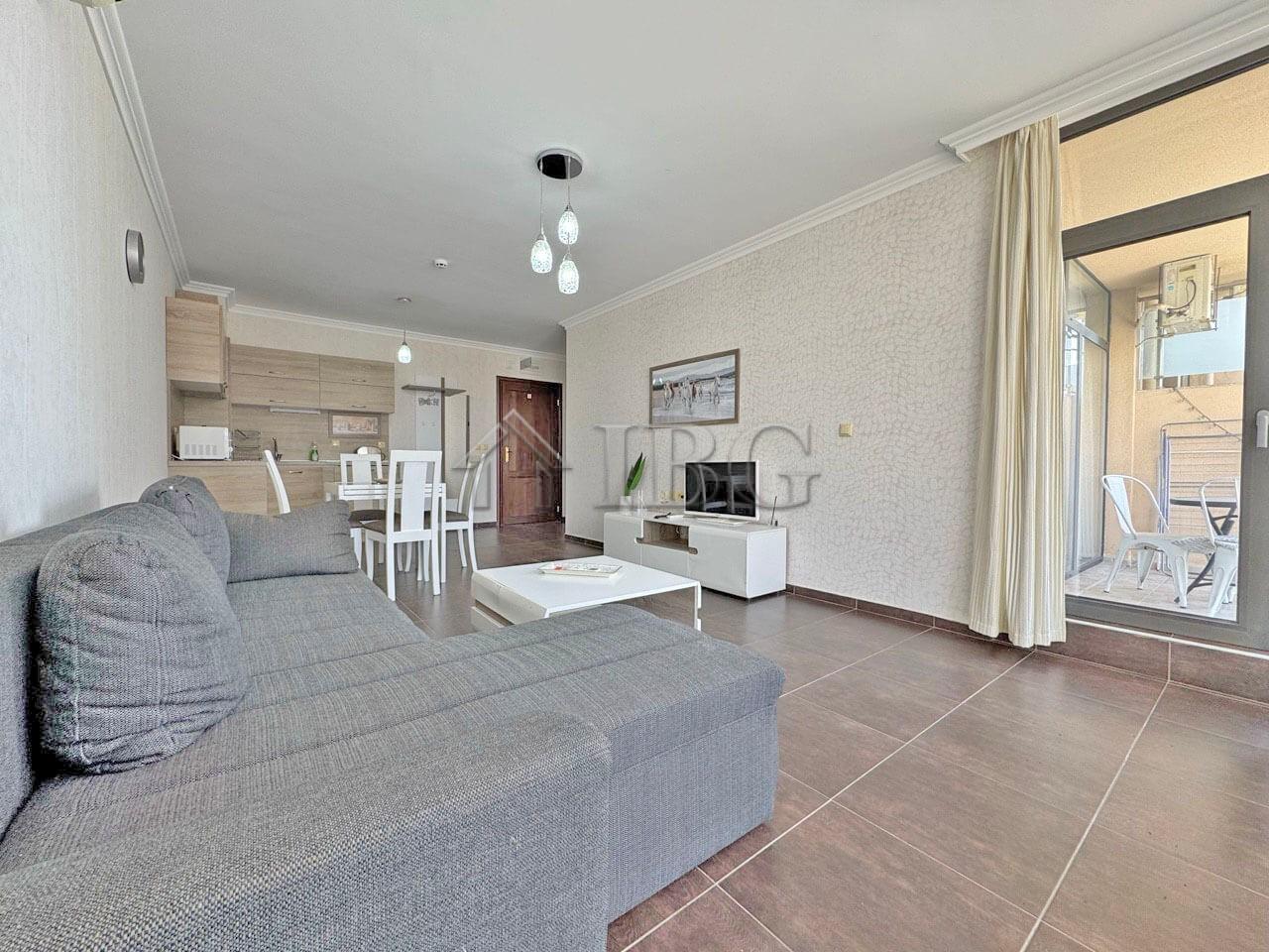 Unique One-Bedroom Apartment in the Heart of Sveti Vlas Resort - Dolce Vita 2 Complex — photo 10 of 20