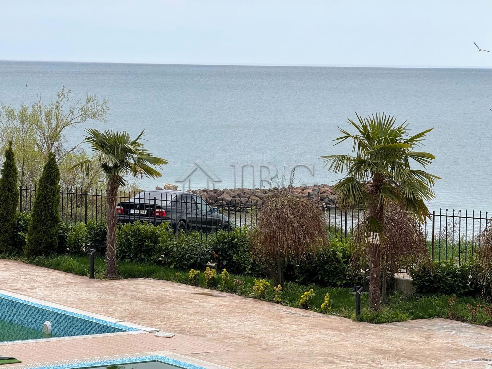 Luxury 2-Bedroom Apartment with Frontal Sea View Ipanema Beach, Sveti Vlas — photo 2