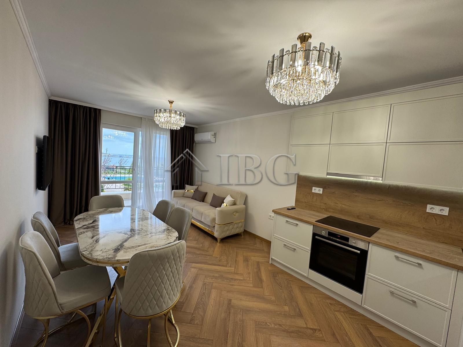 Luxury 2-Bedroom Apartment with Frontal Sea View Ipanema Beach, Sveti Vlas — photo 6 of 23