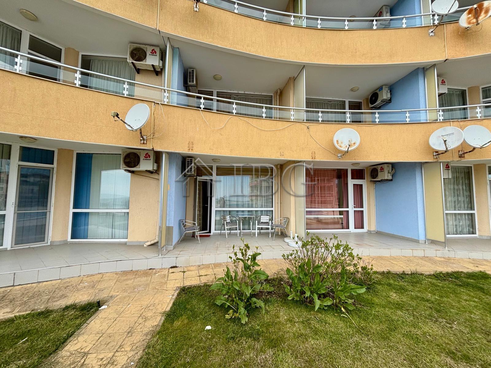 Apartment with Panoramic Sea View & Direct Beach Access - Lucky-2 Complex, Sveti vlas — photo 21 of 25