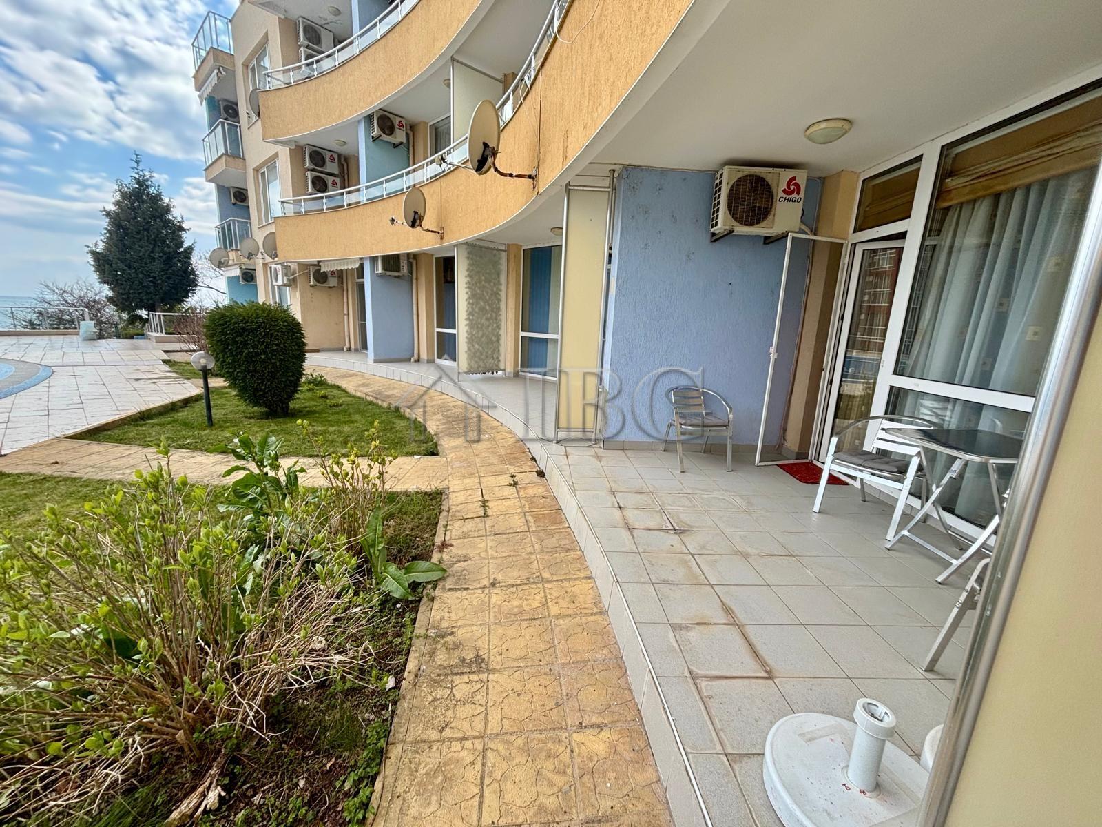 Apartment with Panoramic Sea View & Direct Beach Access - Lucky-2 Complex, Sveti vlas — photo 22 of 25