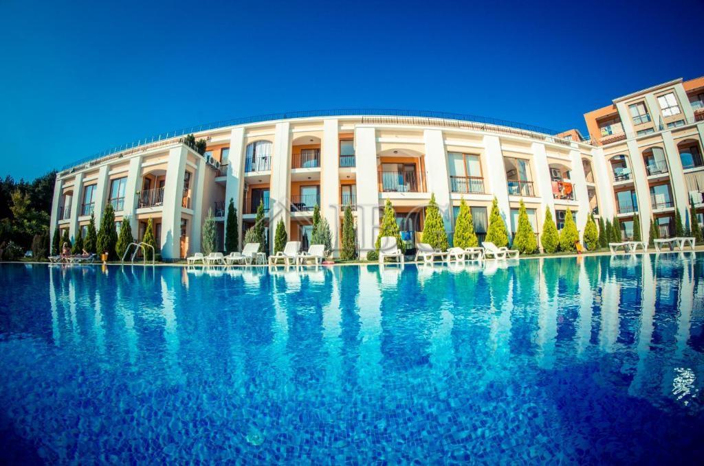 One-Bedroom Apartment for Sale in Sea Fort Club, Sveti Vlas — photo 25 of 25